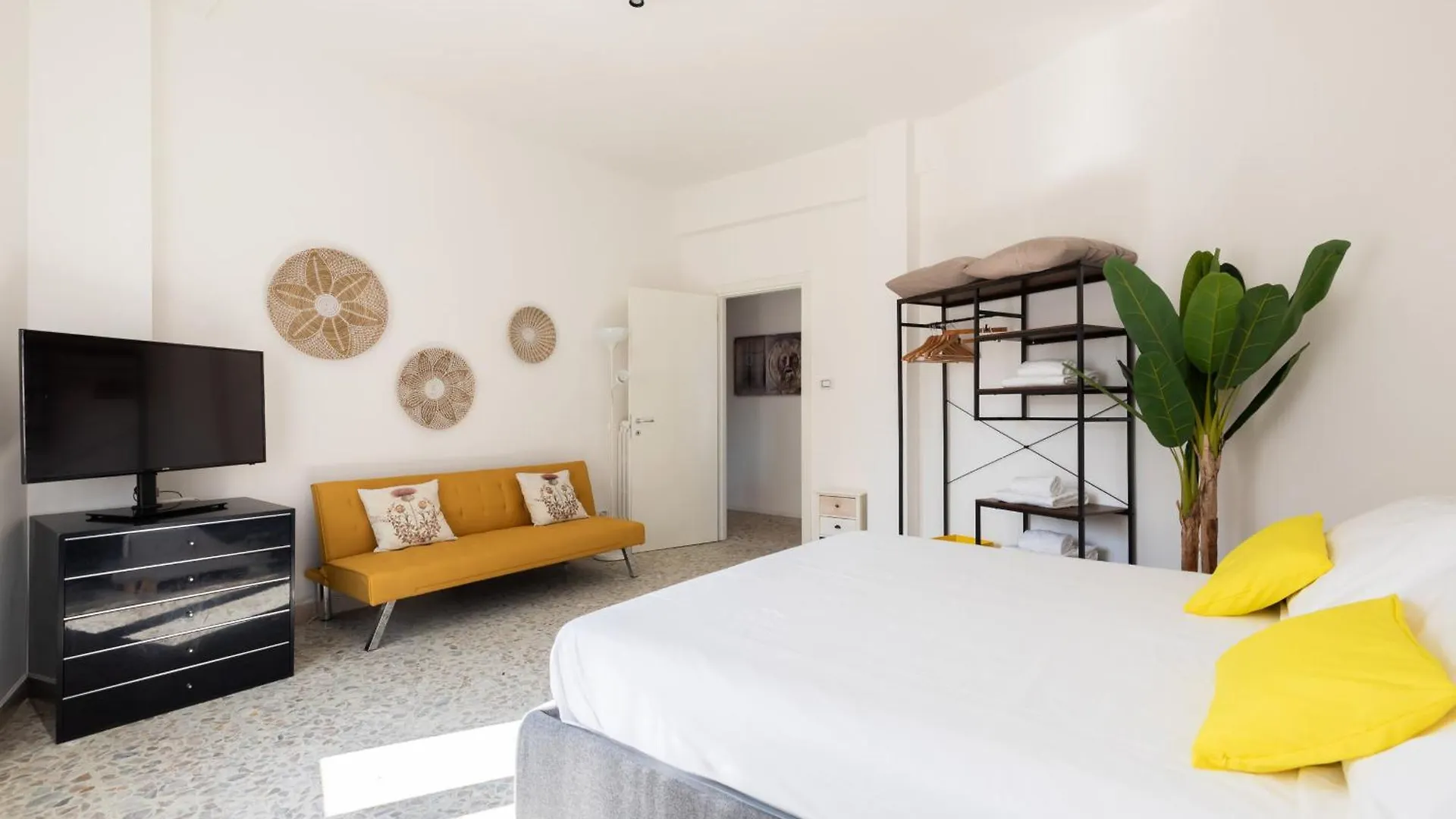 Luminous Family Apt With Balcony By St Peter Rome 0*,  Italy