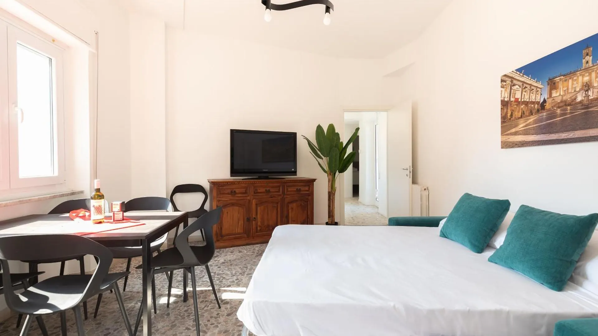 Luminous Family Apt With Balcony By St Peter Rome 0*,