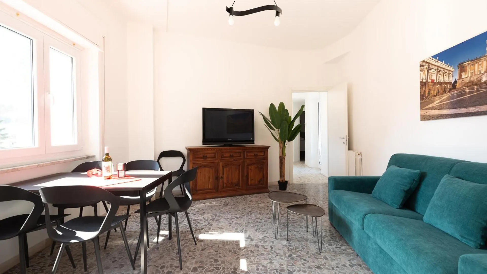 Apartment Luminous Family Apt With Balcony By St Peter Rome